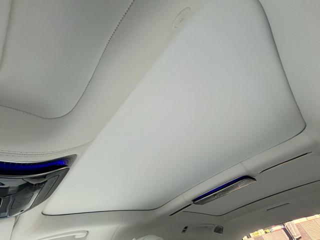 Sクラス S580 4マチック MANUFAKUTURレザーエクスクルーシブパッケージ 21インチマイバッハアルミホイール(鍛造) パノラミックスライディングルーフ リヤエンターテイメント(28枚目)