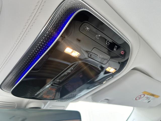 Sクラス S580 4マチック MANUFAKUTURレザーエクスクルーシブパッケージ 21インチマイバッハアルミホイール(鍛造) パノラミックスライディングルーフ リヤエンターテイメント(30枚目)