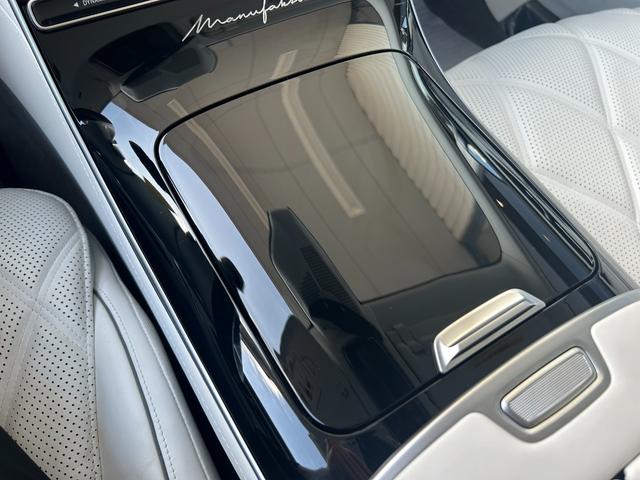 Sクラス S580 4マチック MANUFAKUTURレザーエクスクルーシブパッケージ 21インチマイバッハアルミホイール(鍛造) パノラミックスライディングルーフ リヤエンターテイメント(37枚目)