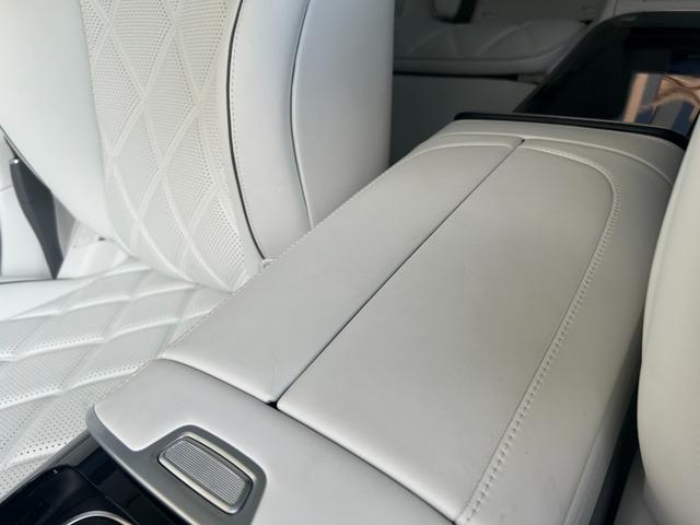 Sクラス S580 4マチック MANUFAKUTURレザーエクスクルーシブパッケージ 21インチマイバッハアルミホイール(鍛造) パノラミックスライディングルーフ リヤエンターテイメント(39枚目)
