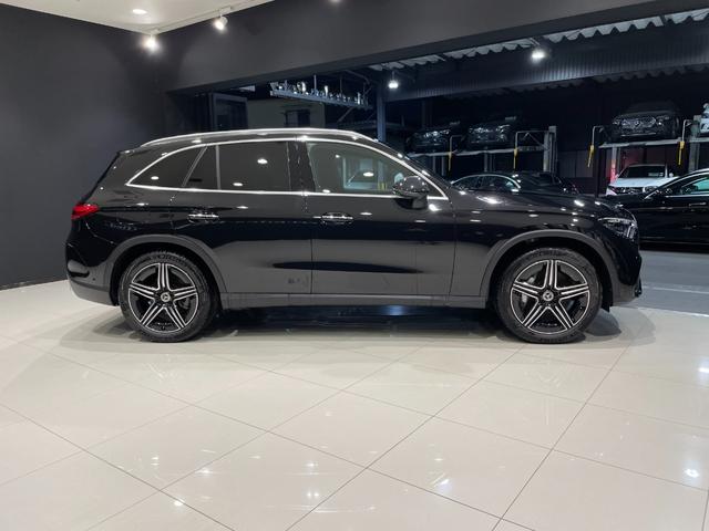 ＧＬＣ ＧＬＣ２２０ｄ　４マチック　ドライバーズパッケージ　ＡＭＧラインパッケージ　ＡＭＧレザーエクスクルーシブパッケージ（4枚目）