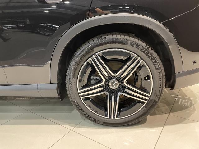 ＧＬＣ ＧＬＣ２２０ｄ　４マチック　ドライバーズパッケージ　ＡＭＧラインパッケージ　ＡＭＧレザーエクスクルーシブパッケージ（10枚目）
