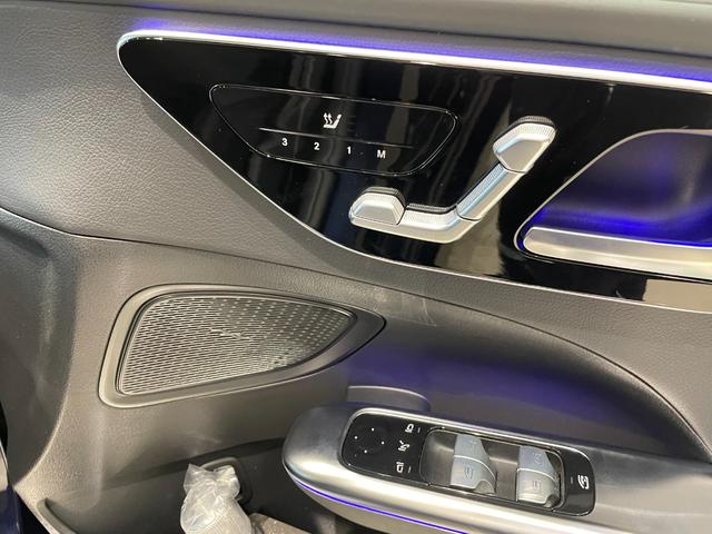 Ｃクラス Ｃ２２０ｄアバンギャルド　ＡＭＧラインパッケージ　ベーシックパッケージ　パノラミックスライディングルーフ（14枚目）