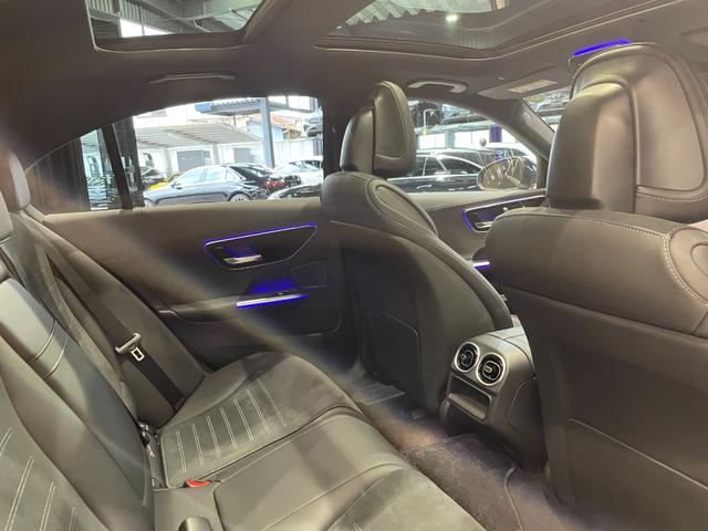 Ｃクラス Ｃ２２０ｄアバンギャルド　ＡＭＧラインパッケージ　ベーシックパッケージ　パノラミックスライディングルーフ（21枚目）