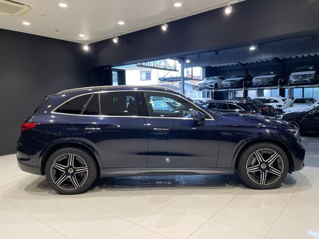 ＧＬＣ ＧＬＣ３５０ｅ　４Ｍポーツ　エディションスター　アンビエントプレミアム　ＡＭＧレザーエクスクルーシブパッケージ　パノラミックスライディングルーフ（4枚目）