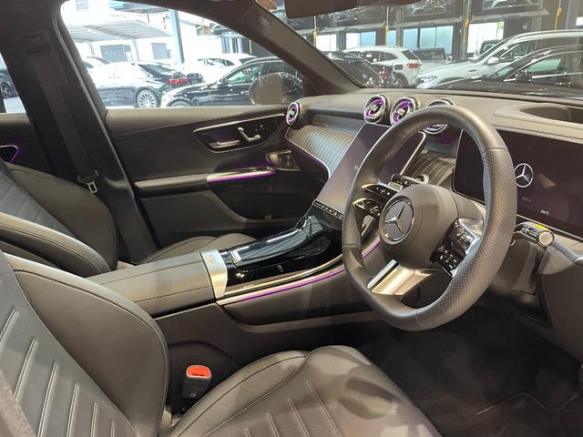 ＧＬＣ ＧＬＣ３５０ｅ　４Ｍポーツ　エディションスター　アンビエントプレミアム　ＡＭＧレザーエクスクルーシブパッケージ　パノラミックスライディングルーフ（13枚目）