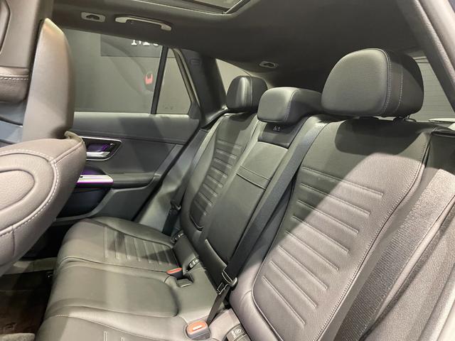 ＧＬＣ ＧＬＣ３５０ｅ　４Ｍポーツ　エディションスター　アンビエントプレミアム　ＡＭＧレザーエクスクルーシブパッケージ　パノラミックスライディングルーフ（25枚目）