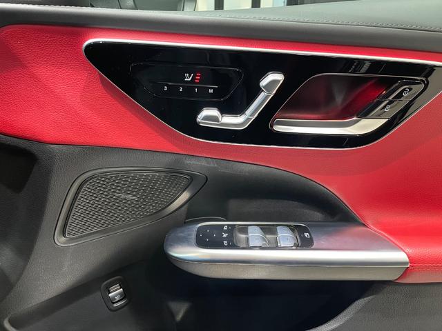 Ｃクラス Ｃ２２０ｄアバンギャルド　ＡＭＧライン　ＡＭＧライン、パノラミックスライディングルーフ、レザーエクスクルーシブパッケージ、ベーシックパッケージ（16枚目）