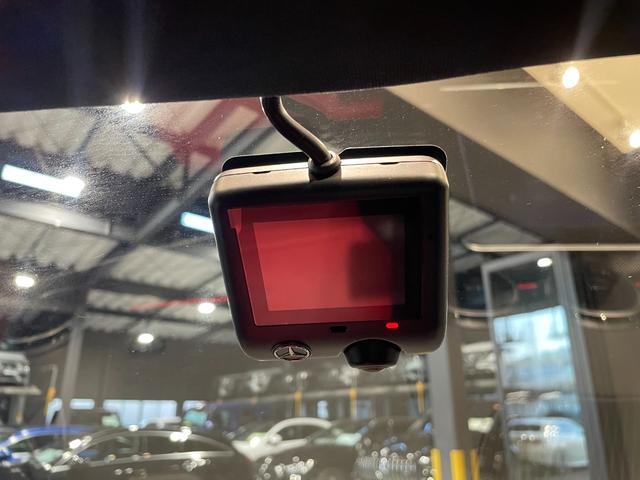 Ｃクラス Ｃ２２０ｄアバンギャルド　ＡＭＧライン　ＡＭＧライン、パノラミックスライディングルーフ、レザーエクスクルーシブパッケージ、ベーシックパッケージ（26枚目）