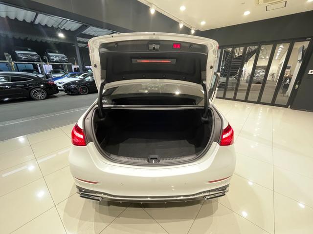 Cクラス C200アバンギャルド AMGライン AMGライン、レザーエクスクルーシブパッケージ、ベーシックパッケージ、パノラミックスライディングルーフ MBUXタッチパネルナビゲーション(32枚目)