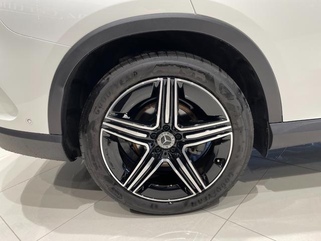 ＧＬＣ ＧＬＣ２２０ｄ　４マチック　ドライバーズパッケージ　ＡＭＧライン、ドライバーズパッケージ、ＡＭＧレザーエクスクルーシブパッケージ、パノラミックスライディングルーフ（11枚目）