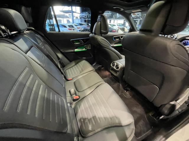 ＧＬＣ ＧＬＣ２２０ｄ　４マチック　ドライバーズパッケージ　ＡＭＧライン、ドライバーズパッケージ、ＡＭＧレザーエクスクルーシブパッケージ、パノラミックスライディングルーフ（14枚目）