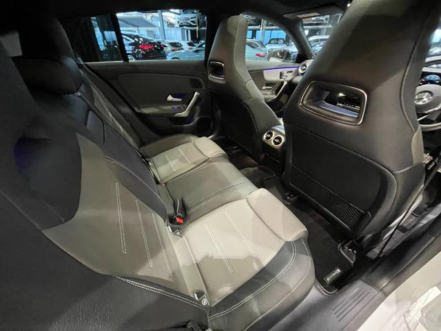 車両は屋内展示しておりますので天候に関係なくごゆっくりコンディションご確認頂けます。車両を倉庫へ保管している場合が御座いますのでご来店前に在庫確認頂けると幸いです。ＴＥＬ　００６６−９７０４−４９７１