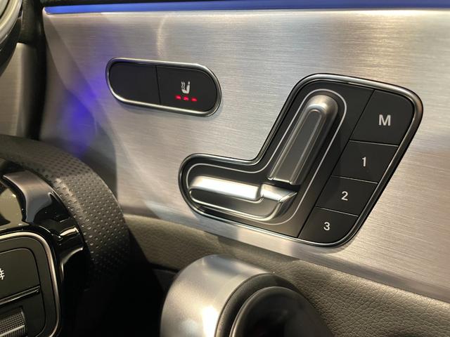 車両は屋内展示しておりますので天候に関係なくごゆっくりコンディションご確認頂けます。車両を倉庫へ保管している場合が御座いますのでご来店前に在庫確認頂けると幸いです。ＴＥＬ　００６６−９７０４−４９７１