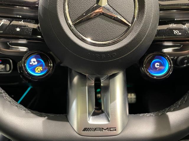 車両は屋内展示しておりますので天候に関係なくごゆっくりコンディションご確認頂けます。車両を倉庫へ保管している場合が御座いますのでご来店前に在庫確認頂けると幸いです。ＴＥＬ　００６６−９７０４−４９７１