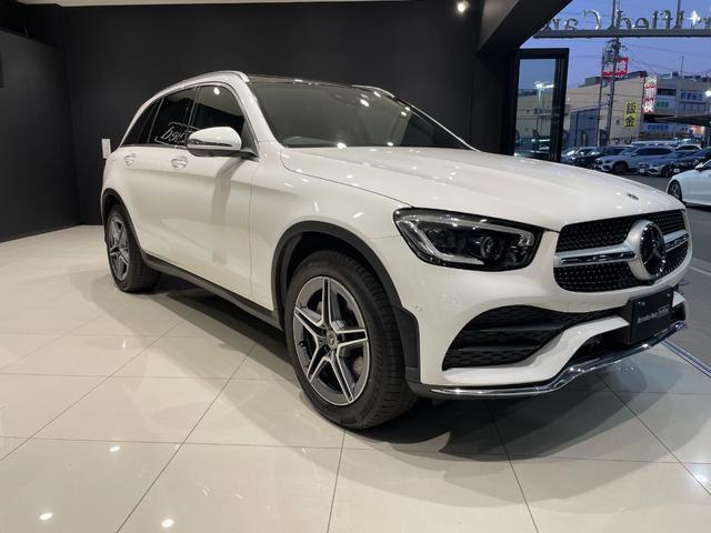 車両は屋内展示しておりますので天候に関係なくごゆっくりコンディションご確認頂けます。車両を倉庫へ保管している場合が御座いますのでご来店前に在庫確認頂けると幸いです。ＴＥＬ　００６６−９７０４−４９７１