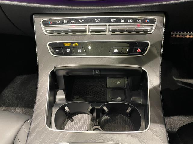 Ｅクラス Ｅ３５０ｄｅ　スポーツ　エクスクルーシブパッケージ　パノラミックスライディングルーフ（32枚目）