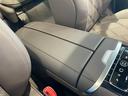 ＥＱＳ６８０　ＳＵＶ　ブラックピアノラッカーフローイングラインインテリアトリム（46枚目）