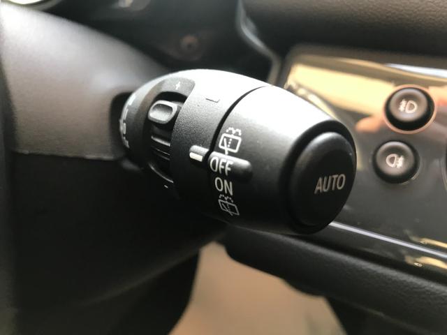 クロスオーバー バッキンガム 弊社下取り車 バッキンガム クルーズコントロール 純正HDDナビ 衝突被害軽減ブレーキ ETC車載器 純正16インチアルミホイール マルチファンクションステアリング 社外バックカメラ 認定中古車(22枚目)