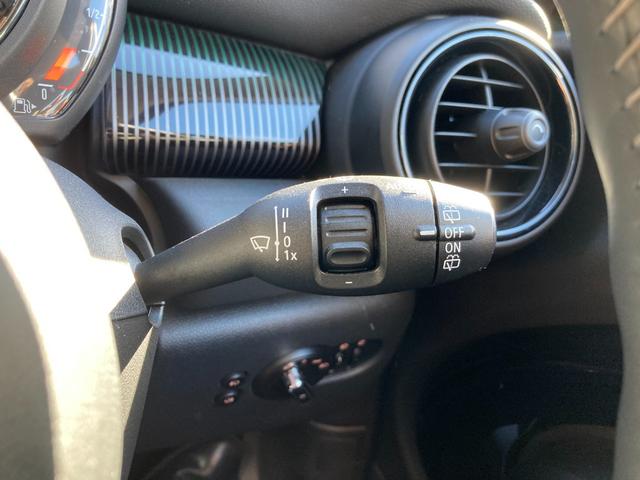 クーパーS 60イヤーズ エディション ワンオーナー 弊社下取り車 特別仕様車 シートヒーター 専用ステアリング パドルシフト アクティブクルーズコントロール バックカメラ 前後センサー 禁煙車(26枚目)