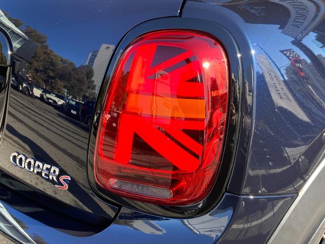 クーパーS 60イヤーズ エディション ワンオーナー 弊社下取り車 特別仕様車 シートヒーター 専用ステアリング パドルシフト アクティブクルーズコントロール バックカメラ 前後センサー 禁煙車(67枚目)
