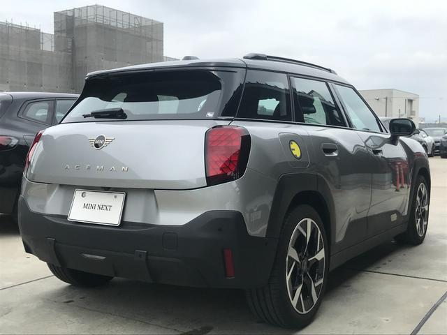 ＭＩＮＩ エースマンＥ　クラシック・トリム　弊社デモカー　クラシックＴＲＩＭ　全周囲カメラ　シートヒーター　ステアリングヒーター　純正ＨＤＤナビ　バックカメラ　衝突軽減ブレーキ　ヘッドアップディスプレイ　ミラー型ＥＴＣ　ＡｐｐｌｅＣａｒＰｌａｙ（56枚目）