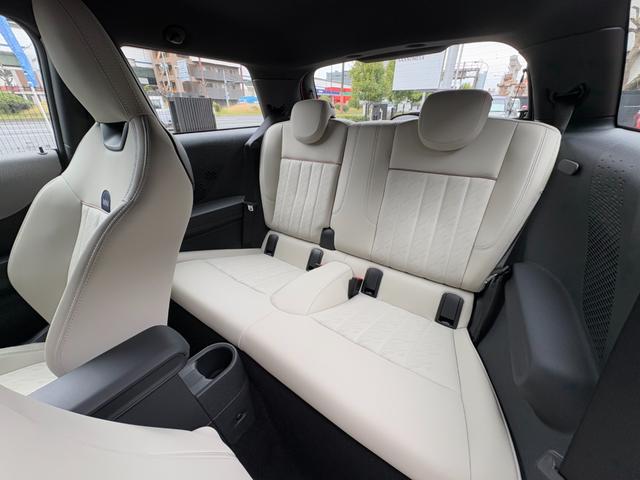 ＭＩＮＩ クーパーＣ　フェイバリット・トリム　認定中古車　弊社デモカーＦＡＶＯＲＥＤＴＲＩＭ　ベスキンベージュレザーシート　純正ＨＤＤナビ　バックカメラ　衝突軽減ブレーキ　ヘッドアップディスプレイ　ＬＥＤヘッドライト　ミラー型ＥＴＣ（79枚目）