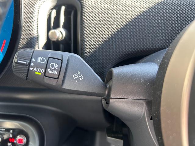 ＭＩＮＩ クーパーＣ　クラシック・トリム　クラシックトリム　ＡＣＣ　純正ＨＤＤナビ　シートヒーター　バックカメラ　ワイヤレス充電　ステアリングヒーター　アップルカープレイ（29枚目）