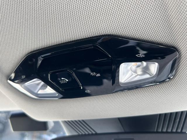ＭＩＮＩ クーパーＣ　クラシック・トリム　クラシックトリム　ＡＣＣ　純正ＨＤＤナビ　シートヒーター　バックカメラ　ワイヤレス充電　ステアリングヒーター　アップルカープレイ（38枚目）