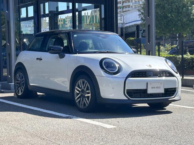 ＭＩＮＩ クーパーＣ　クラシック・トリム　クラシックトリム　ＡＣＣ　純正ＨＤＤナビ　シートヒーター　バックカメラ　ワイヤレス充電　ステアリングヒーター　アップルカープレイ（61枚目）
