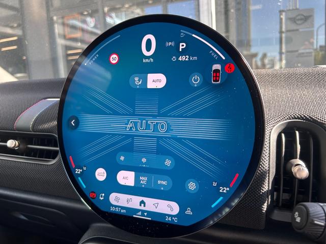 ＭＩＮＩ クーパーＣ　クラシック・トリム　クラシックトリム　ＡＣＣ　純正ＨＤＤナビ　シートヒーター　バックカメラ　ワイヤレス充電　ステアリングヒーター　アップルカープレイ（79枚目）