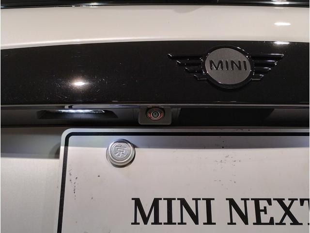 ＭＩＮＩ クーパー　カムデン・エディション　特別仕様車　ワンオーナー　ＡｐｐｌｅＣａｒＰｌａｙ　バックカメラ　アクティブクルーズコントロール　ＬＥＤヘッドライト　シートヒーター　前後ＰＤＣセンサー　衝突軽減ブレーキ　ブラックルーフ（26枚目）