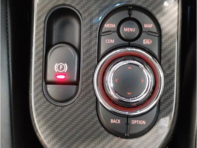 ＭＩＮＩ クーパー　カムデン・エディション　特別仕様車　ワンオーナー　ＡｐｐｌｅＣａｒＰｌａｙ　バックカメラ　アクティブクルーズコントロール　ＬＥＤヘッドライト　シートヒーター　前後ＰＤＣセンサー　衝突軽減ブレーキ　ブラックルーフ（39枚目）