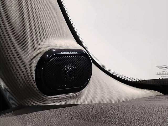 ＭＩＮＩ クーパー　カムデン・エディション　特別仕様車　ワンオーナー　ＡｐｐｌｅＣａｒＰｌａｙ　バックカメラ　アクティブクルーズコントロール　ＬＥＤヘッドライト　シートヒーター　前後ＰＤＣセンサー　衝突軽減ブレーキ　ブラックルーフ（53枚目）