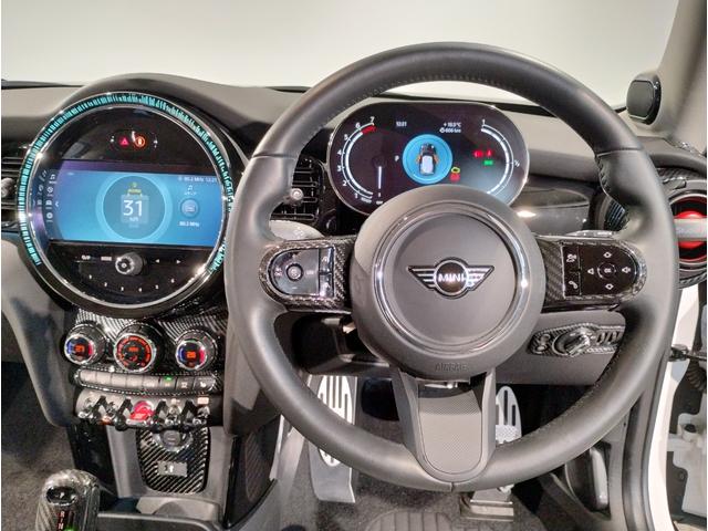 ＭＩＮＩ クーパー　カムデン・エディション　特別仕様車　ワンオーナー　ＡｐｐｌｅＣａｒＰｌａｙ　バックカメラ　アクティブクルーズコントロール　ＬＥＤヘッドライト　シートヒーター　前後ＰＤＣセンサー　衝突軽減ブレーキ　ブラックルーフ（62枚目）