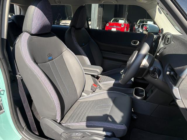 MINI クーパーC クラシック・トリム 弊社デモカー・ハンドルヒーター・シートヒーター・バックカメラ・前後障害物センサー・ハンズオフACC・衝突軽減ブレーキ・AppleCarPlay・ヘッドアップディスプレイ・16インチAW・ETC・禁煙車(16枚目)