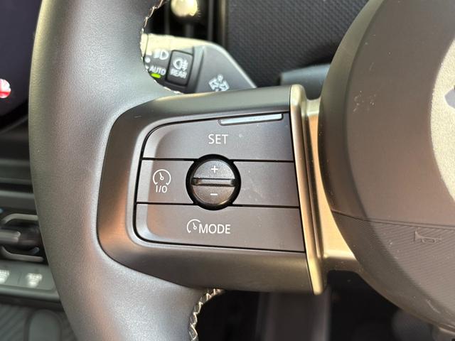 MINI クーパーC クラシック・トリム 弊社デモカー・ハンドルヒーター・シートヒーター・バックカメラ・前後障害物センサー・ハンズオフACC・衝突軽減ブレーキ・AppleCarPlay・ヘッドアップディスプレイ・16インチAW・ETC・禁煙車(25枚目)