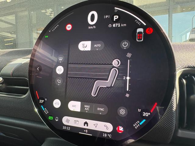 MINI クーパーC クラシック・トリム 弊社デモカー・ハンドルヒーター・シートヒーター・バックカメラ・前後障害物センサー・ハンズオフACC・衝突軽減ブレーキ・AppleCarPlay・ヘッドアップディスプレイ・16インチAW・ETC・禁煙車(32枚目)