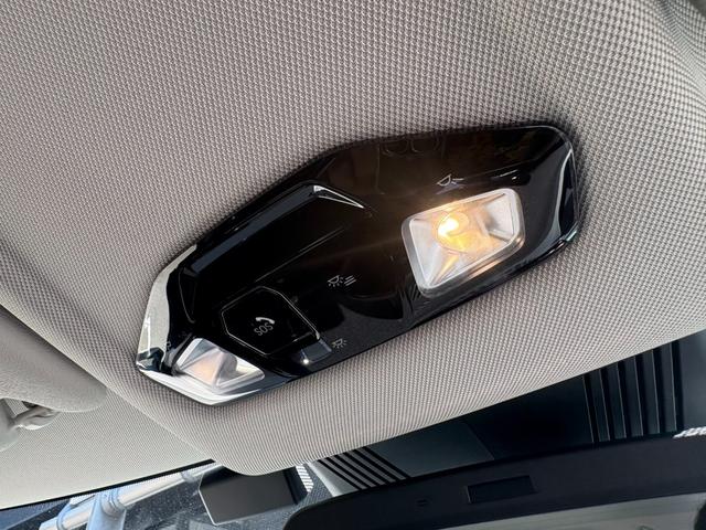 MINI クーパーC クラシック・トリム 弊社デモカー・ハンドルヒーター・シートヒーター・バックカメラ・前後障害物センサー・ハンズオフACC・衝突軽減ブレーキ・AppleCarPlay・ヘッドアップディスプレイ・16インチAW・ETC・禁煙車(40枚目)