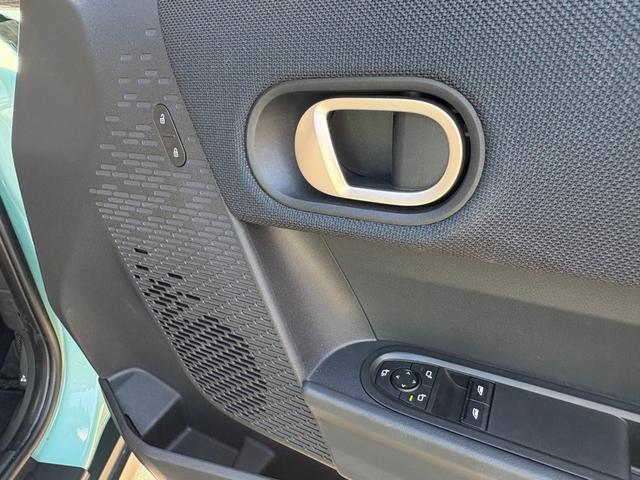 MINI クーパーC クラシック・トリム 弊社デモカー・ハンドルヒーター・シートヒーター・バックカメラ・前後障害物センサー・ハンズオフACC・衝突軽減ブレーキ・AppleCarPlay・ヘッドアップディスプレイ・16インチAW・ETC・禁煙車(48枚目)