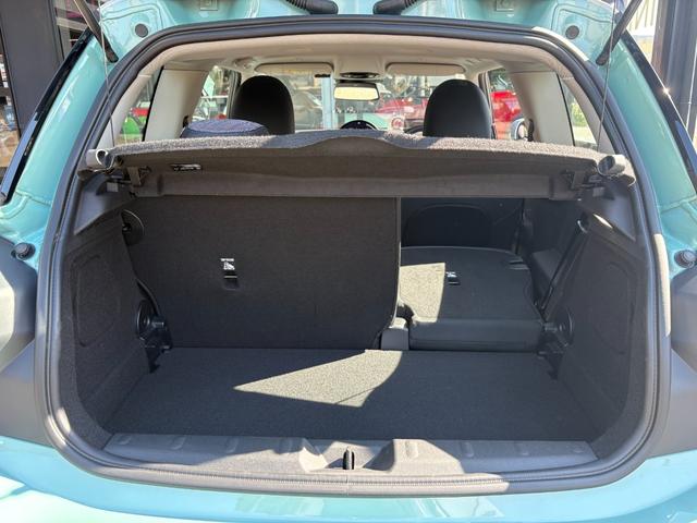 MINI クーパーC クラシック・トリム 弊社デモカー・ハンドルヒーター・シートヒーター・バックカメラ・前後障害物センサー・ハンズオフACC・衝突軽減ブレーキ・AppleCarPlay・ヘッドアップディスプレイ・16インチAW・ETC・禁煙車(50枚目)