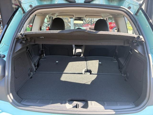 MINI クーパーC クラシック・トリム 弊社デモカー・ハンドルヒーター・シートヒーター・バックカメラ・前後障害物センサー・ハンズオフACC・衝突軽減ブレーキ・AppleCarPlay・ヘッドアップディスプレイ・16インチAW・ETC・禁煙車(52枚目)