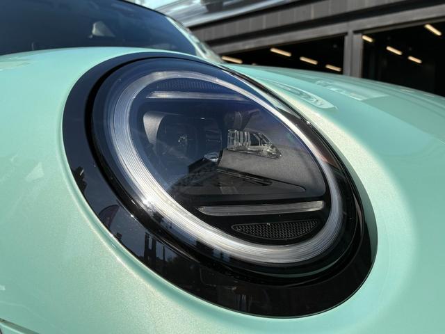 MINI クーパーC クラシック・トリム 弊社デモカー・ハンドルヒーター・シートヒーター・バックカメラ・前後障害物センサー・ハンズオフACC・衝突軽減ブレーキ・AppleCarPlay・ヘッドアップディスプレイ・16インチAW・ETC・禁煙車(58枚目)