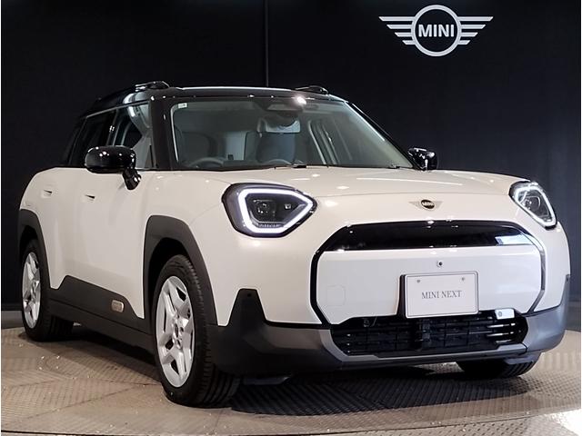 MINI エースマンE クラシック・トリム BMWJapanデモカー・クラシックトリム・360度カメラ・ハンドルヒーター・シートヒーター・ヘッドアップディスプレイ・ハンズオフACC・衝突軽減ブレーキ・17インチAW・禁煙車・ETC(6枚目)