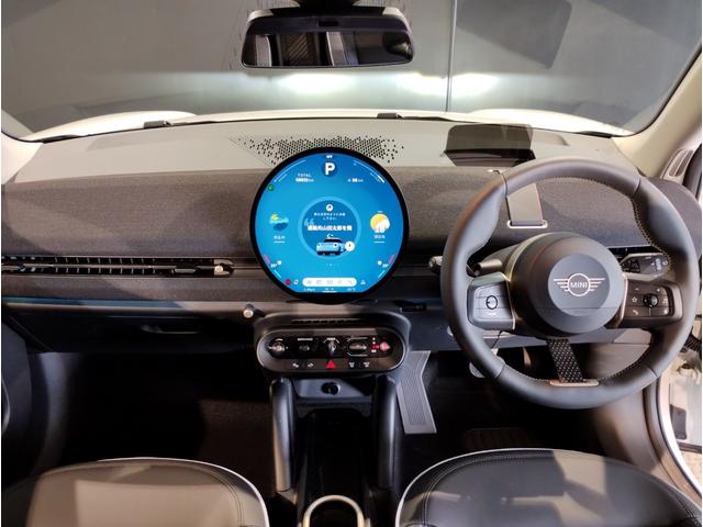 MINI エースマンE クラシック・トリム BMWJapanデモカー・クラシックトリム・360度カメラ・ハンドルヒーター・シートヒーター・ヘッドアップディスプレイ・ハンズオフACC・衝突軽減ブレーキ・17インチAW・禁煙車・ETC(12枚目)