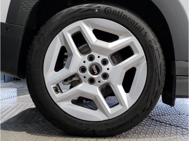 MINI エースマンE クラシック・トリム BMWJapanデモカー・クラシックトリム・360度カメラ・ハンドルヒーター・シートヒーター・ヘッドアップディスプレイ・ハンズオフACC・衝突軽減ブレーキ・17インチAW・禁煙車・ETC(62枚目)