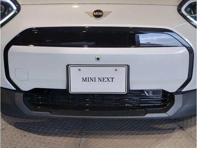 MINI エースマンE クラシック・トリム BMWJapanデモカー・クラシックトリム・360度カメラ・ハンドルヒーター・シートヒーター・ヘッドアップディスプレイ・ハンズオフACC・衝突軽減ブレーキ・17インチAW・禁煙車・ETC(68枚目)