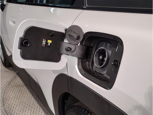 MINI エースマンE クラシック・トリム BMWJapanデモカー・クラシックトリム・360度カメラ・ハンドルヒーター・シートヒーター・ヘッドアップディスプレイ・ハンズオフACC・衝突軽減ブレーキ・17インチAW・禁煙車・ETC(76枚目)