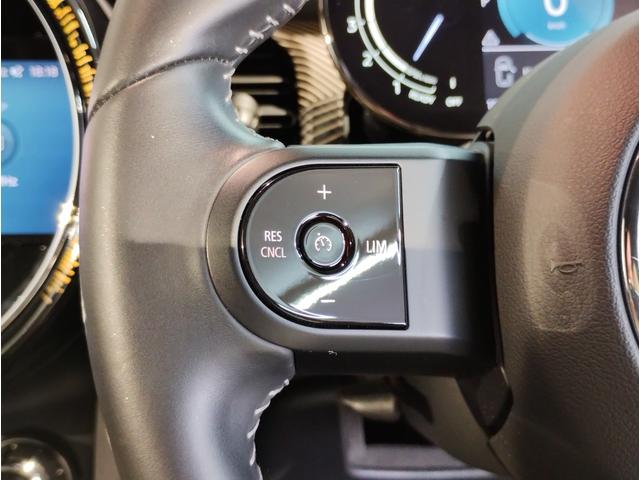 MINI クーパー レゾリュート・エディション 弊社元デモカー 特別仕様車 アップルカープレイ クルーズコントロール 専用ブロンズパーツ 純正18インチアロイホイール LEDヘッドライト インテリジェントセーフティ バックカメラ ミラーETC(60枚目)
