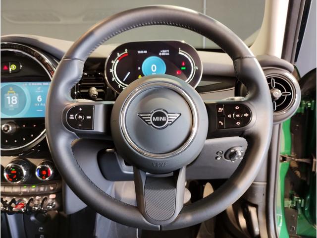 MINI クーパーDプレミアムプラスパッケージクラシックトリム 弊社元デモカー アップルカープレイ バックカメラ シートヒーター LEDヘッドライト 純正16インチアロイホイール インテリジェントセーフティ コンフォートアクセス クルーズコントロール(24枚目)